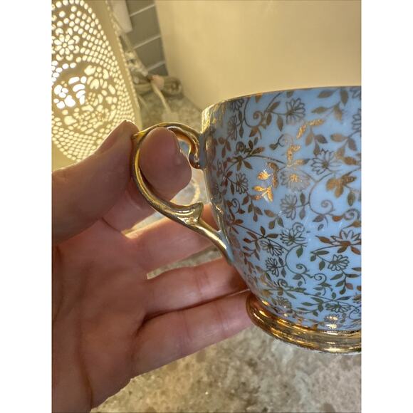 George Jones & Sons JON158 England Tea Cup/Saucer Gold Floral Lace Footed RARE 2 - Picture 7 of 15